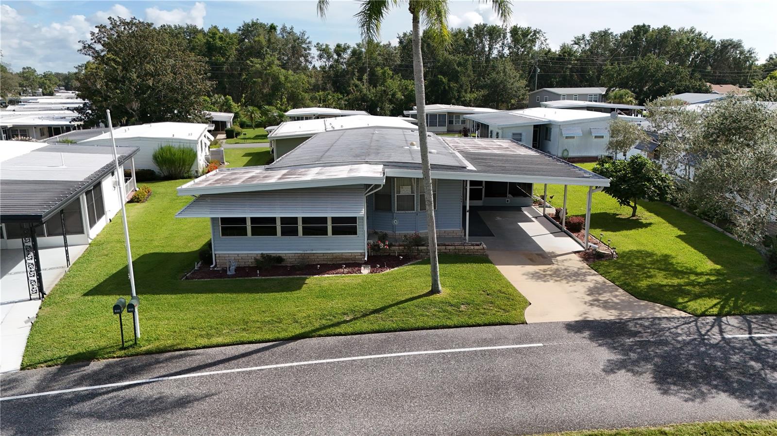 504 HAWTHORNE BLVD, LEESBURG, FL, 34748