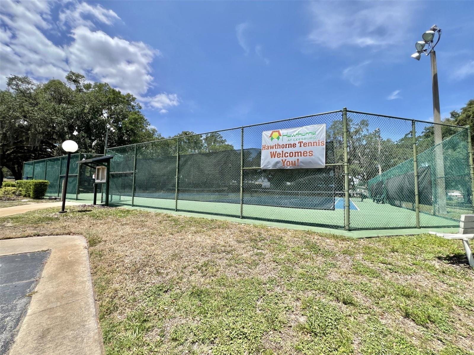 504 HAWTHORNE BLVD, LEESBURG, FL, 34748