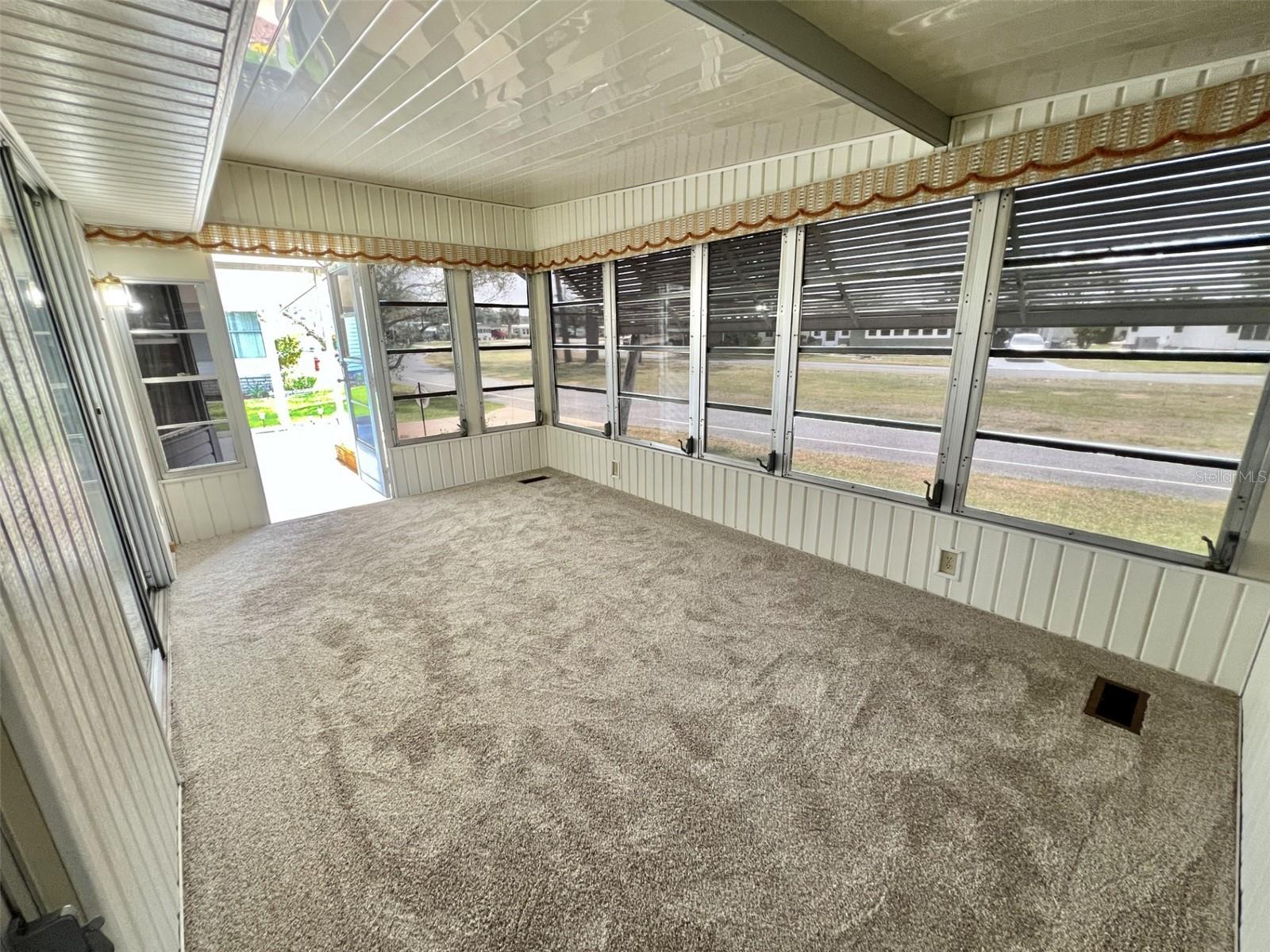 504 HAWTHORNE BLVD, LEESBURG, FL, 34748