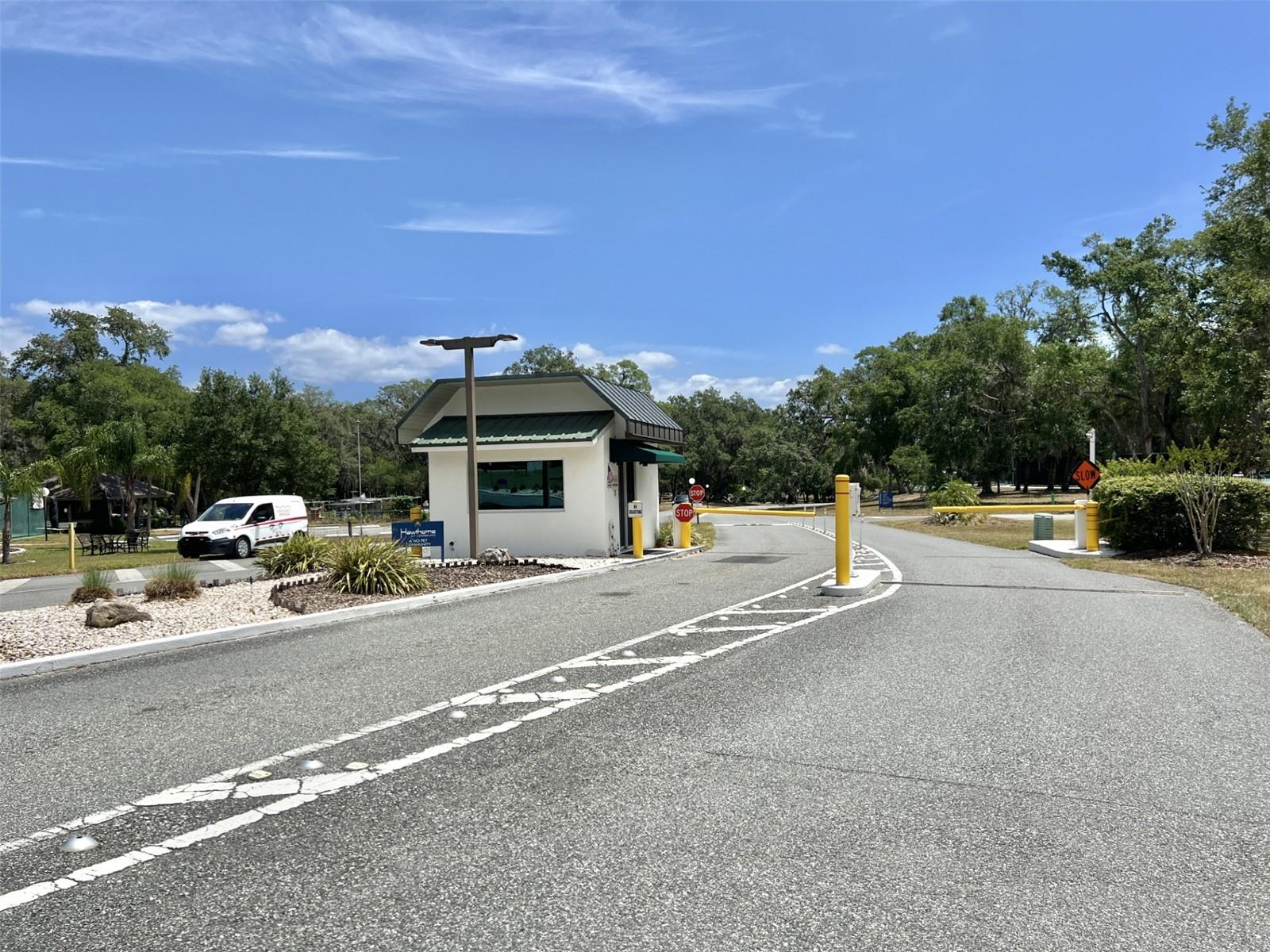 504 HAWTHORNE BLVD, LEESBURG, FL, 34748