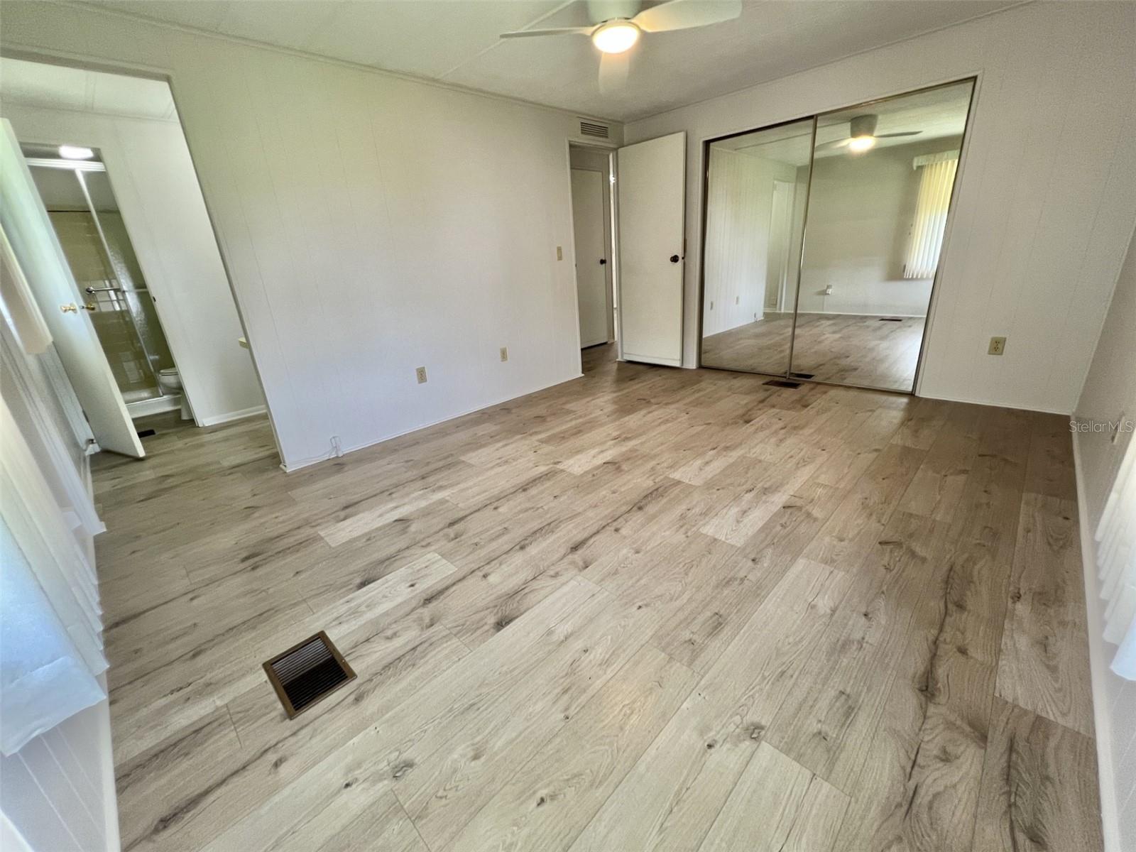 504 HAWTHORNE BLVD, LEESBURG, FL, 34748