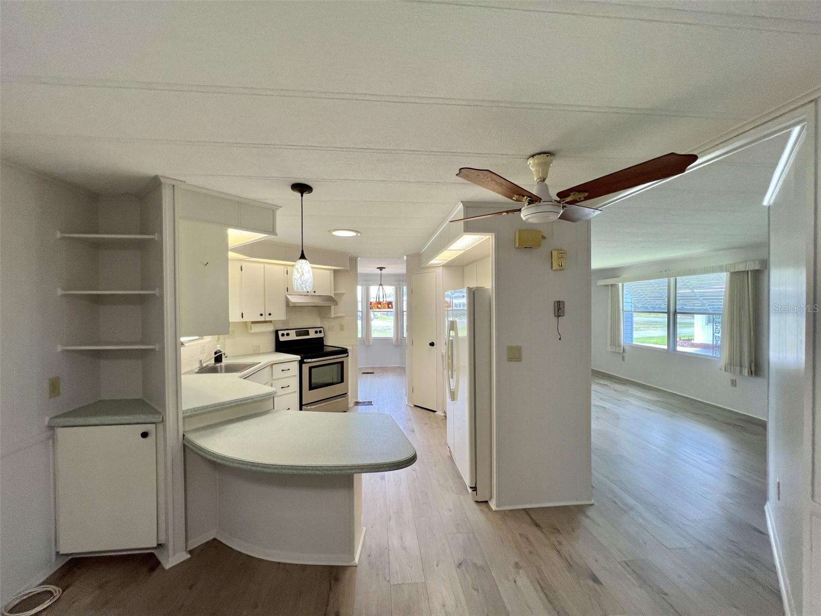 504 HAWTHORNE BLVD, LEESBURG, FL, 34748