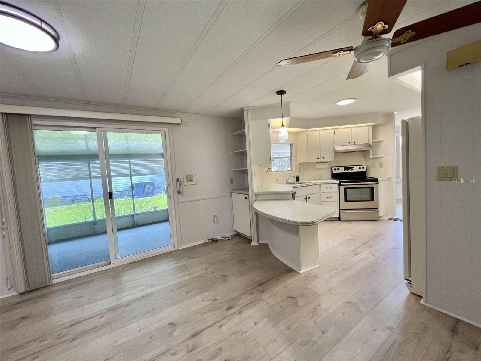 504 HAWTHORNE BLVD, LEESBURG, FL, 34748