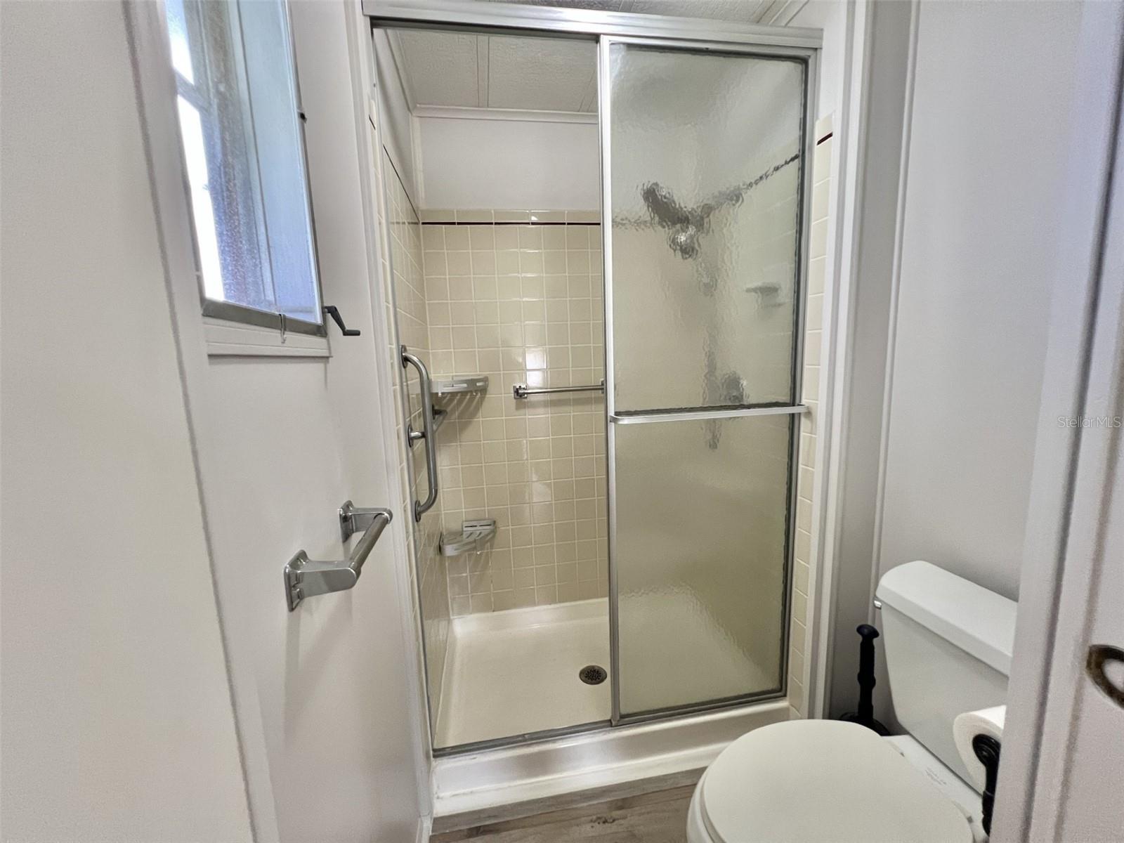 504 HAWTHORNE BLVD, LEESBURG, FL, 34748