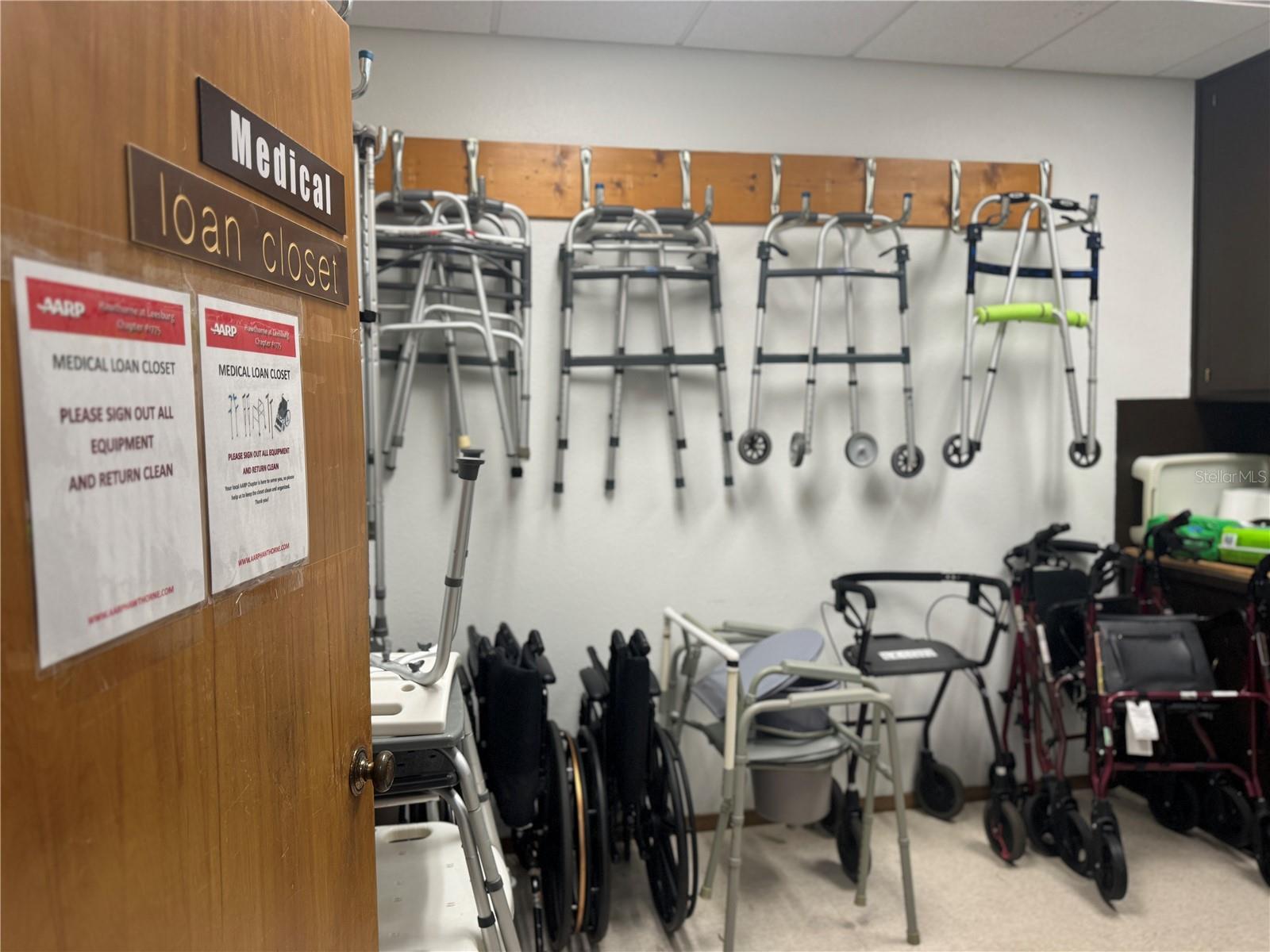 504 HAWTHORNE BLVD, LEESBURG, FL, 34748