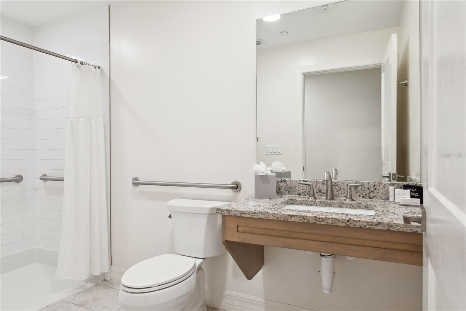 24 AVALON ST #305, CLEARWATER BEACH, FL, 33767