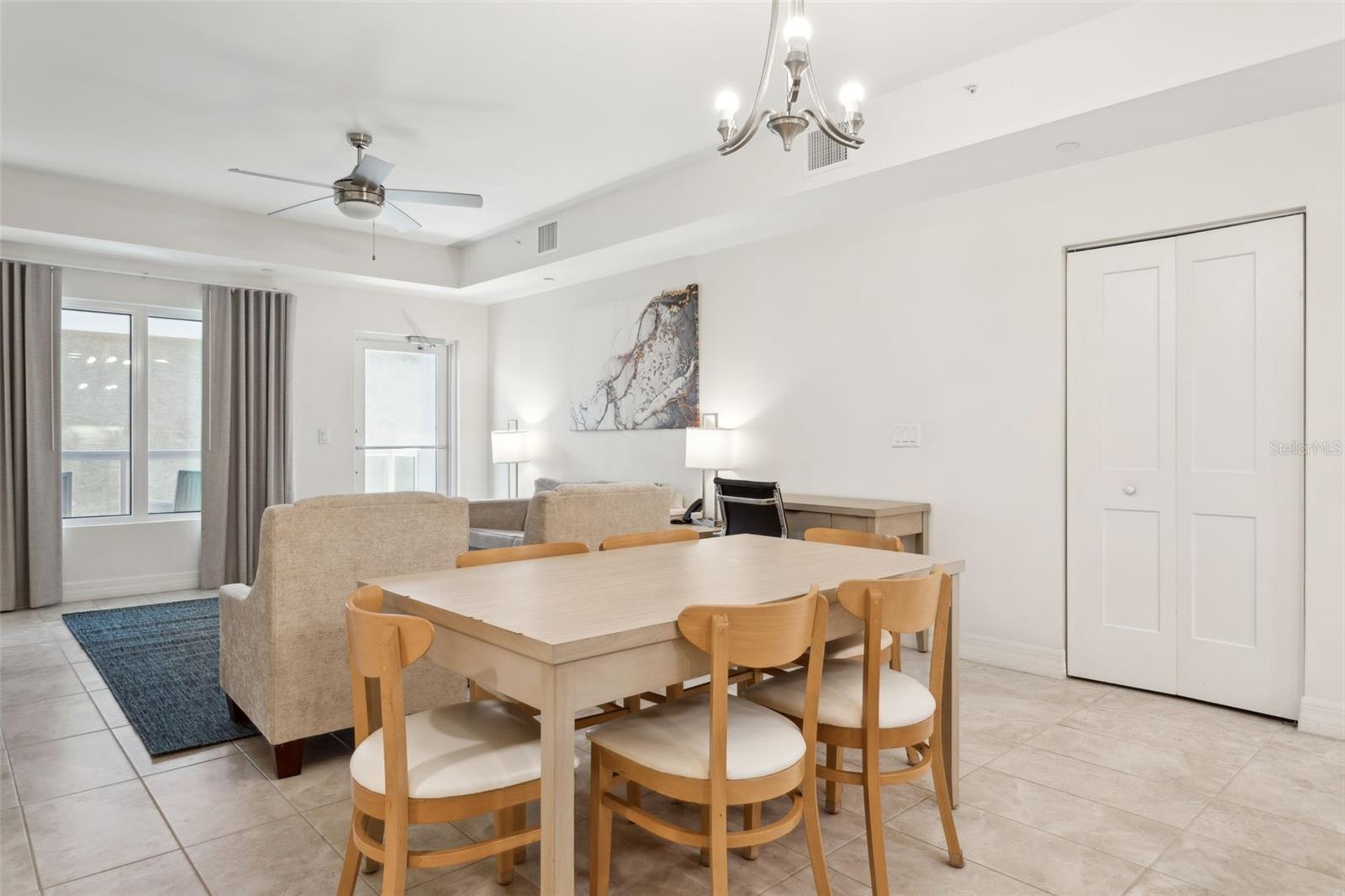 24 AVALON ST #305, CLEARWATER BEACH, FL, 33767