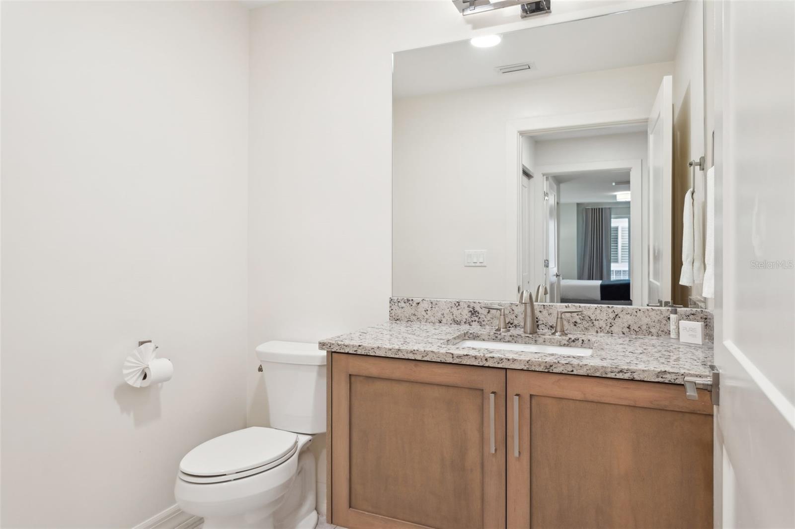 24 AVALON ST #305, CLEARWATER BEACH, FL, 33767