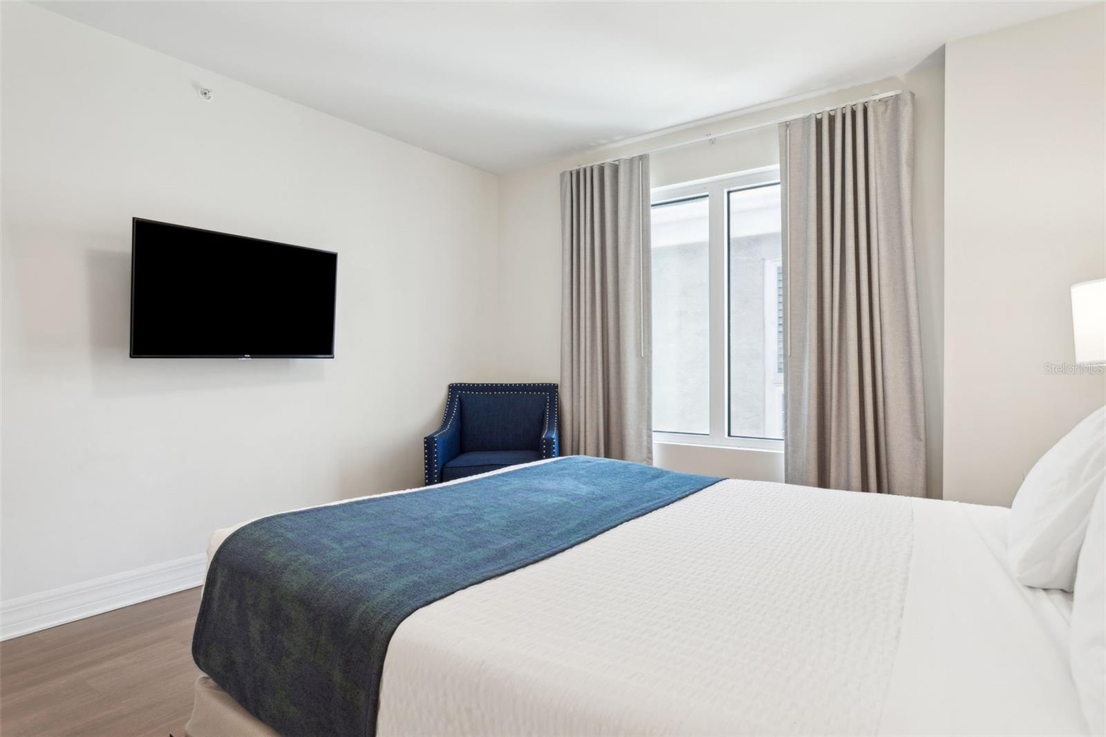 24 AVALON ST #305, CLEARWATER BEACH, FL, 33767