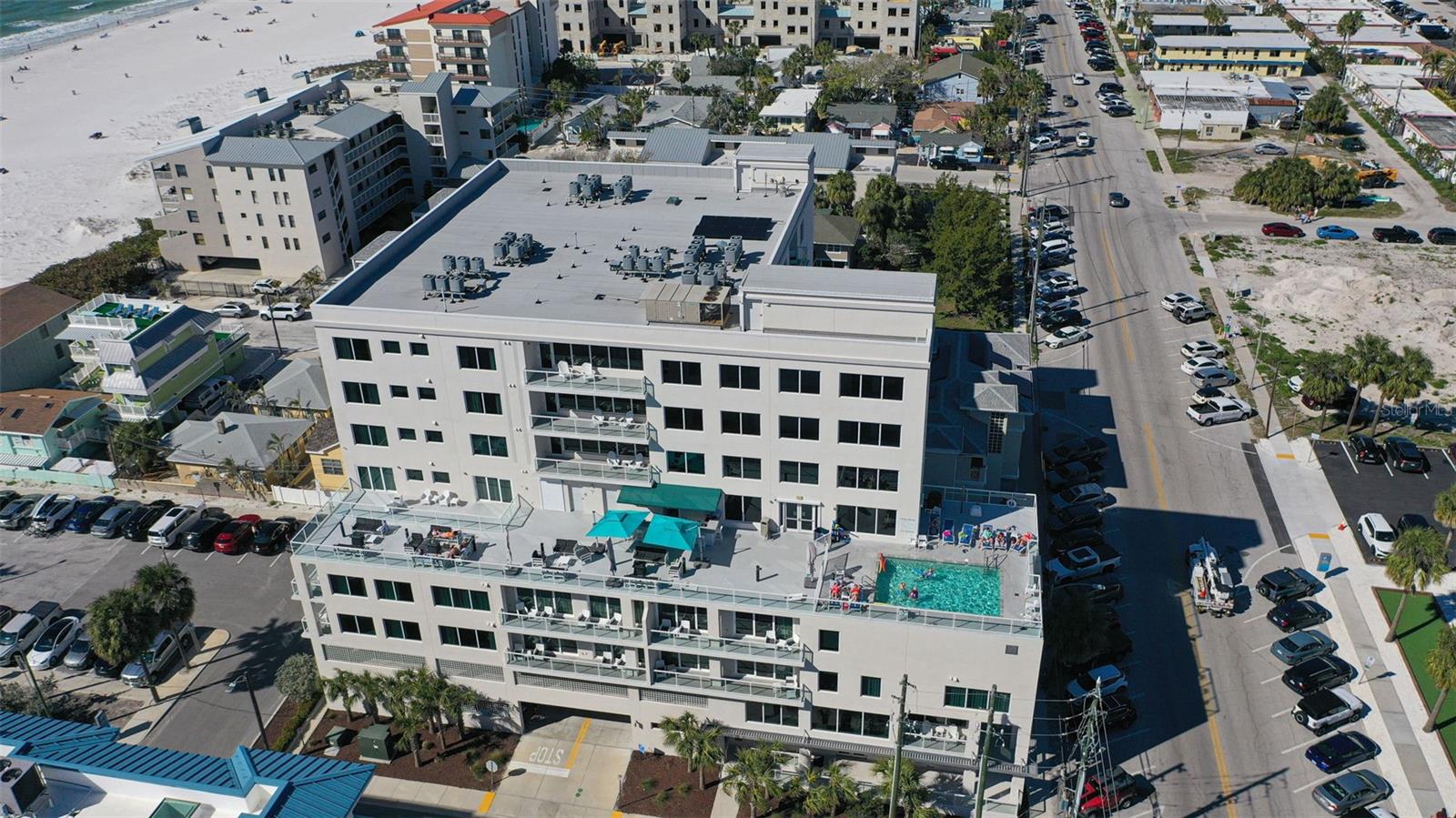 24 AVALON ST #305, CLEARWATER BEACH, FL, 33767