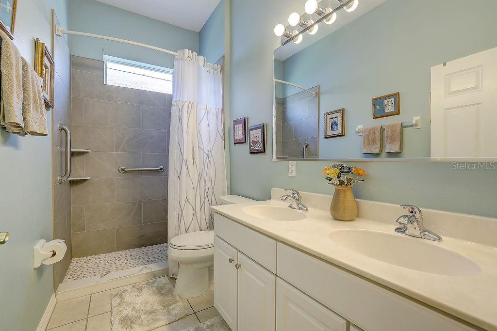 6412 GOLDEN EYE GLN, LAKEWOOD RANCH, FL, 34202