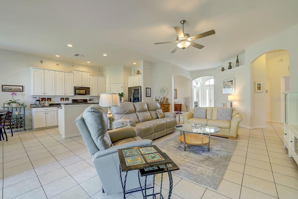 6412 GOLDEN EYE GLN, LAKEWOOD RANCH, FL, 34202