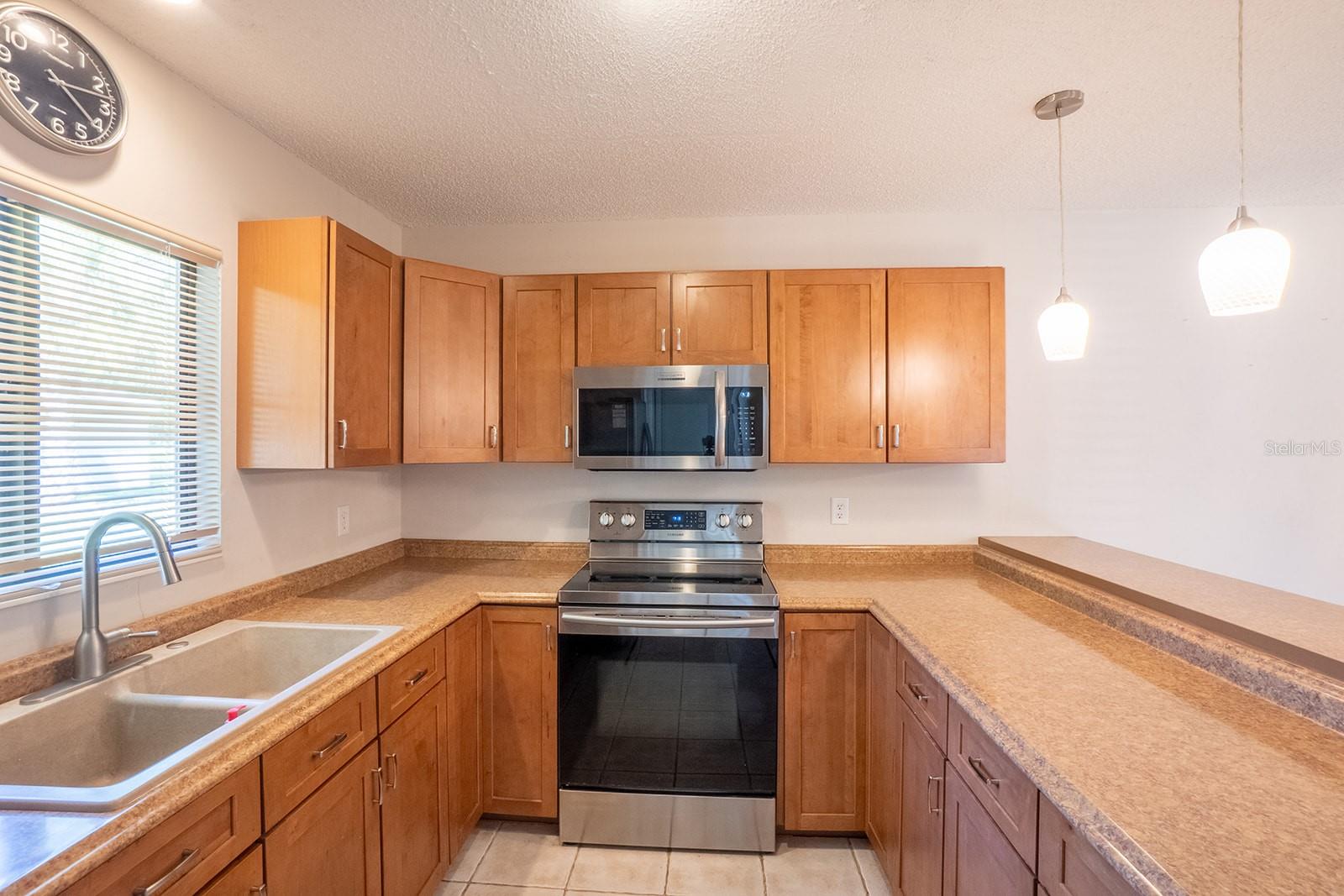 76 BAYSIDE DR, PALM COAST, FL, 32137