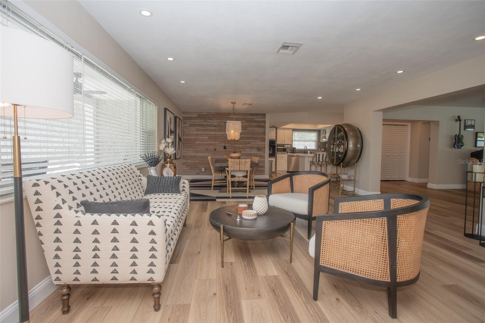 7301 2ND AVE S, ST PETERSBURG, FL, 33707