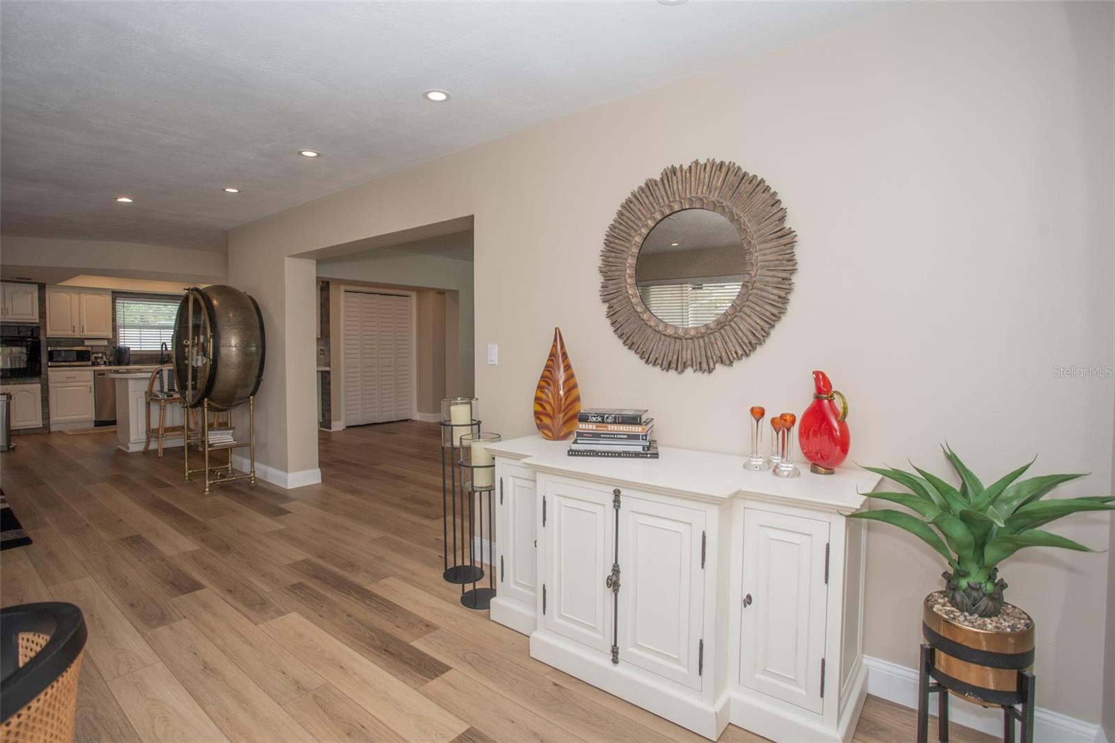 7301 2ND AVE S, ST PETERSBURG, FL, 33707