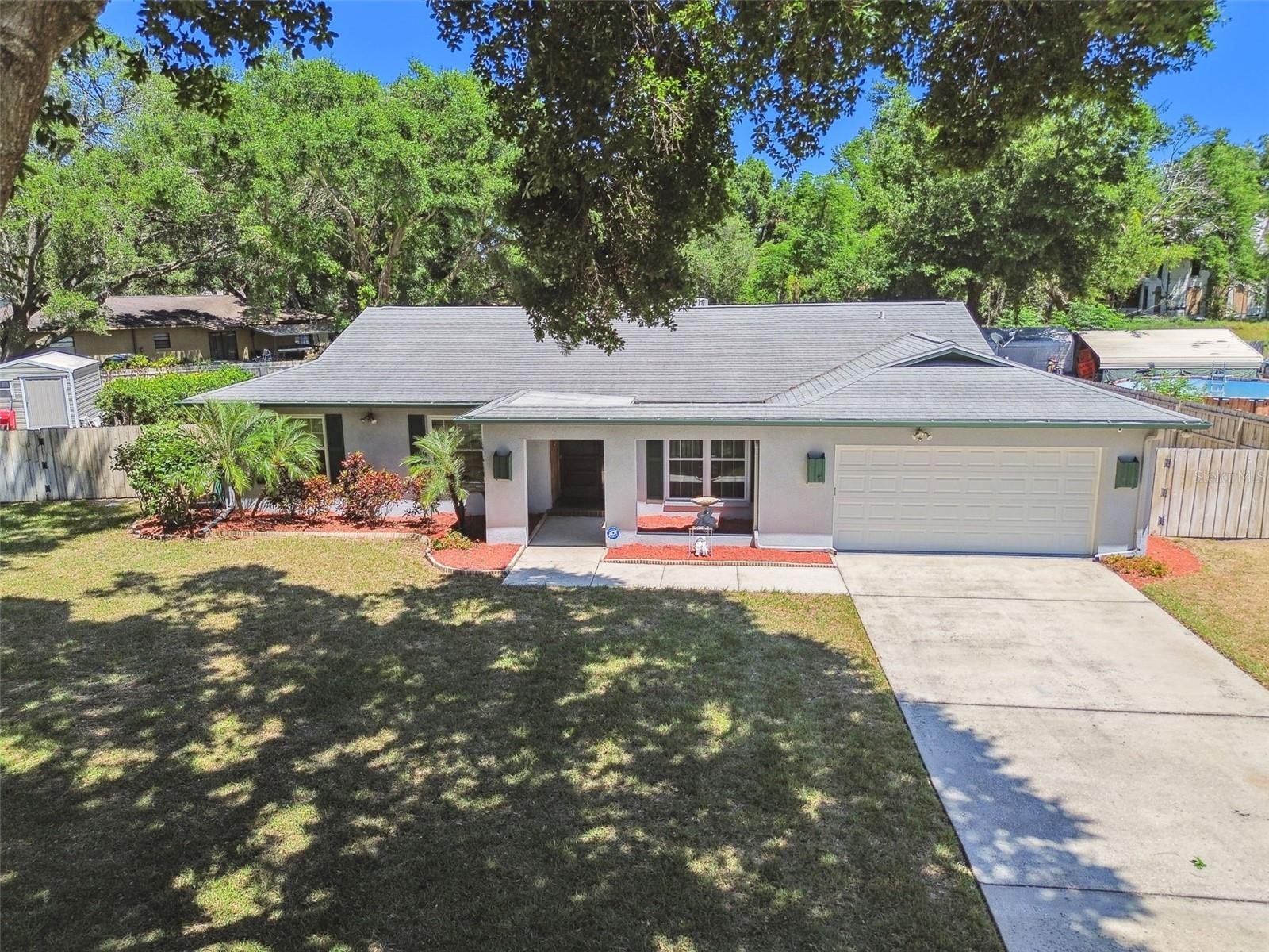 2204 JENNIFER LN, VALRICO, FL, 33594