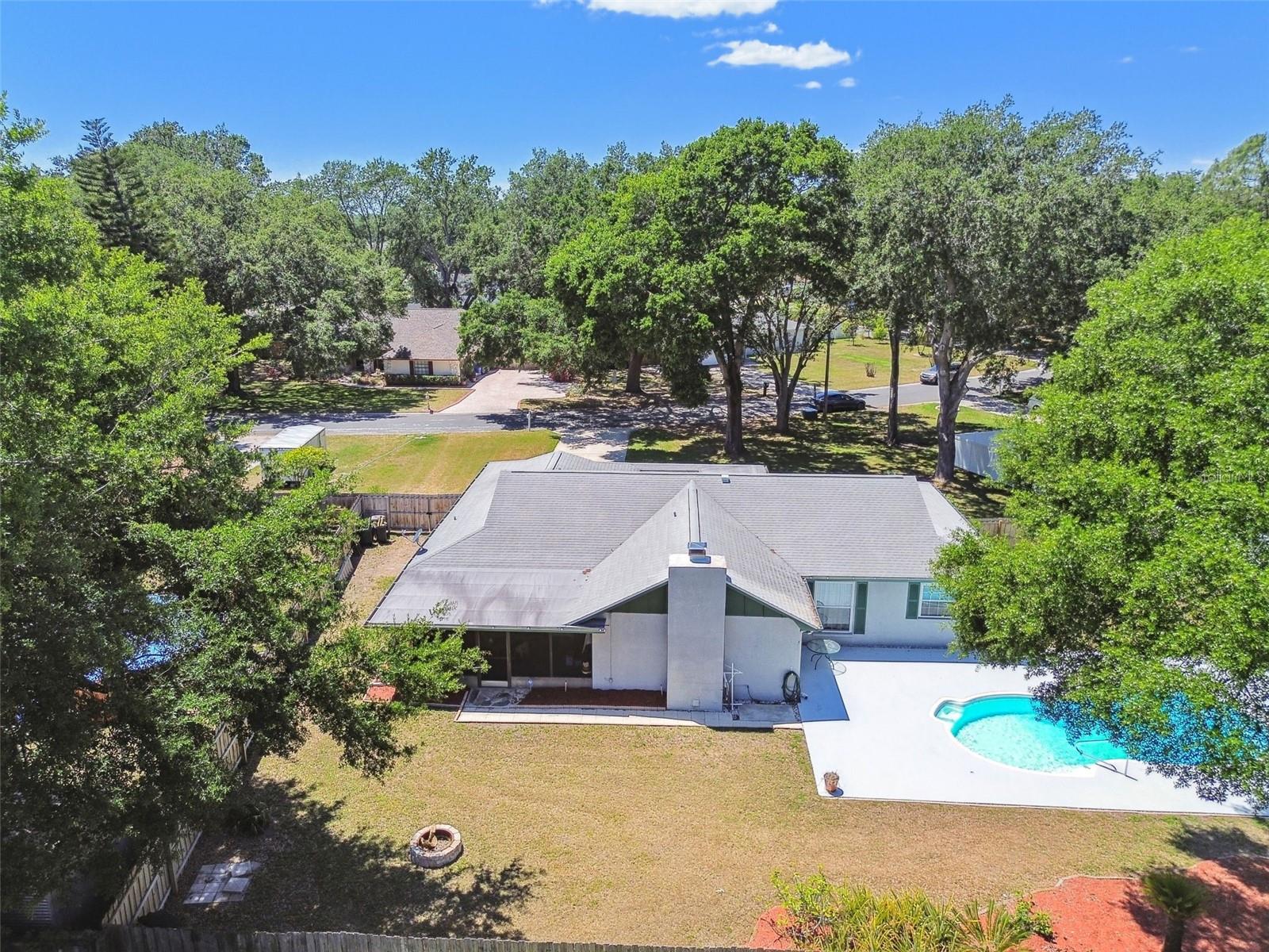 2204 JENNIFER LN, VALRICO, FL, 33594