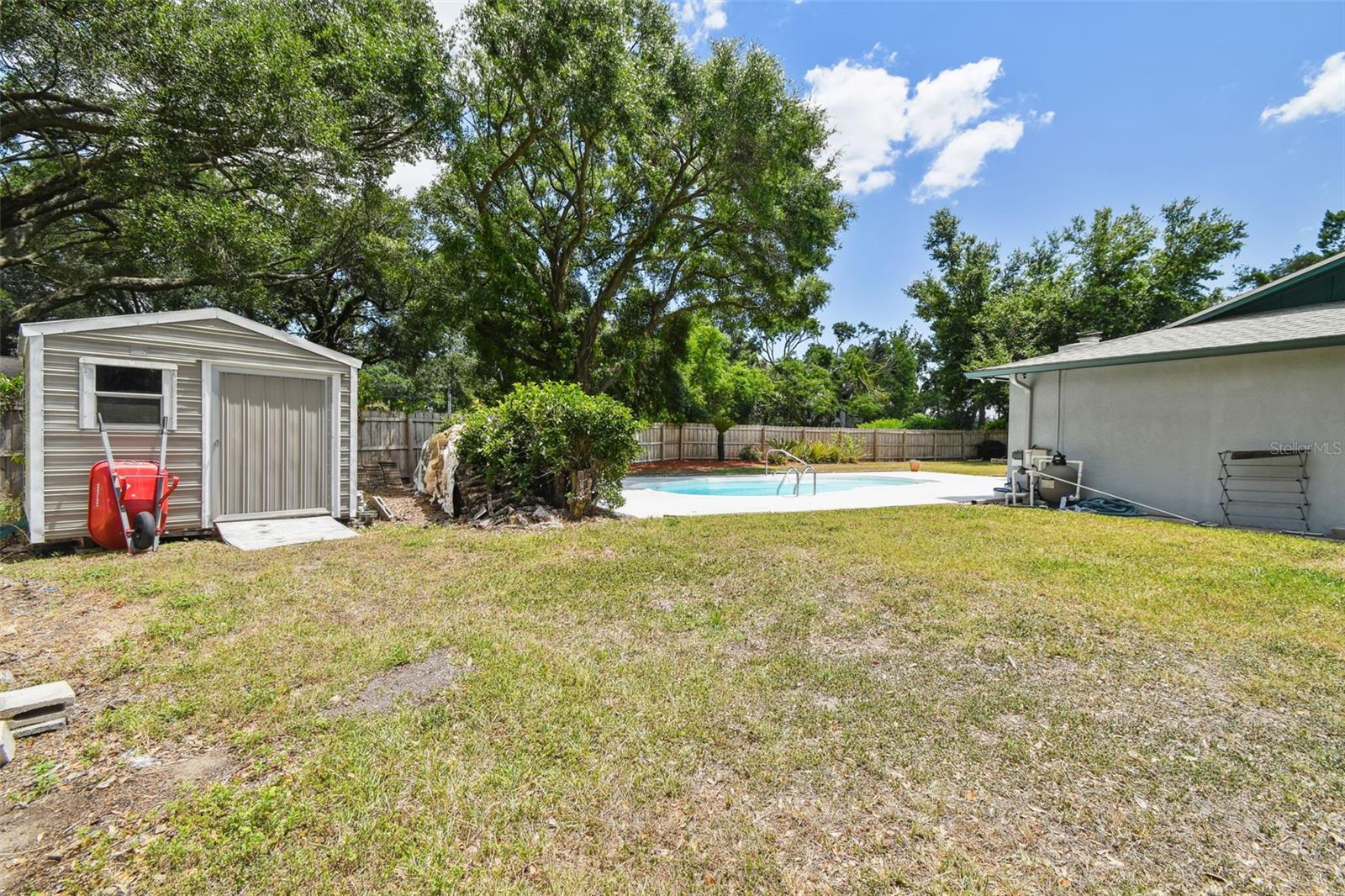 2204 JENNIFER LN, VALRICO, FL, 33594