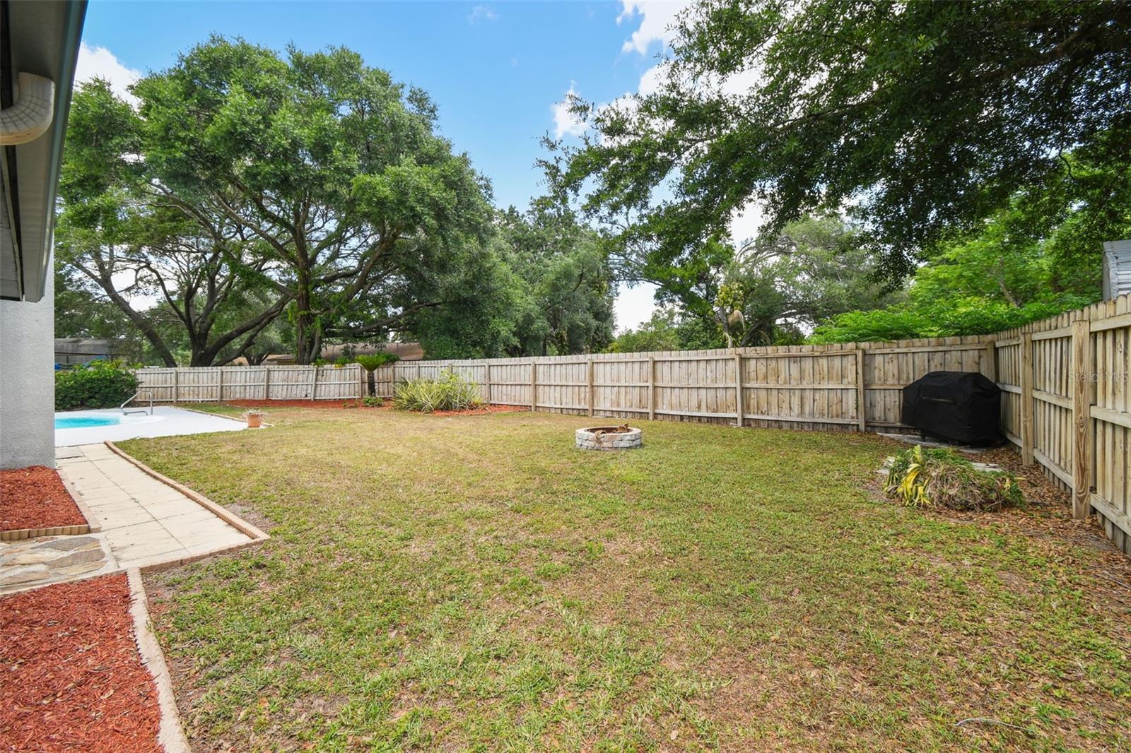 2204 JENNIFER LN, VALRICO, FL, 33594