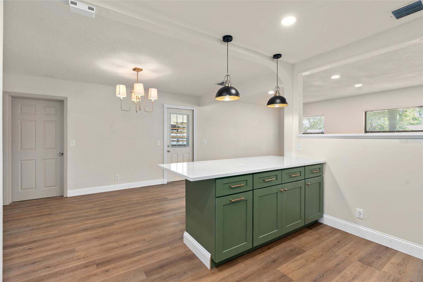 5326 WEIRWOOD AVE, ORLANDO, FL, 32810