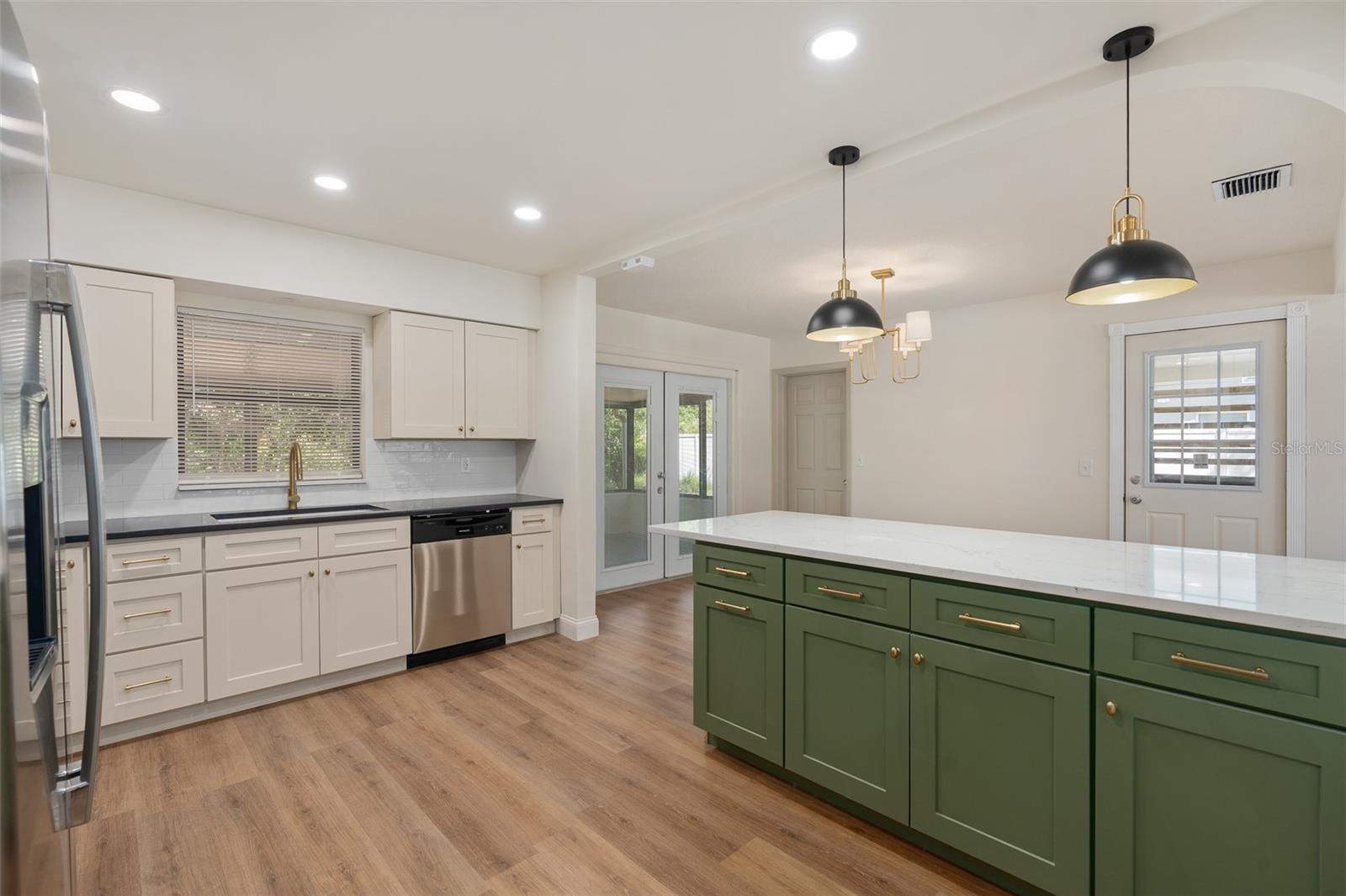 5326 WEIRWOOD AVE, ORLANDO, FL, 32810