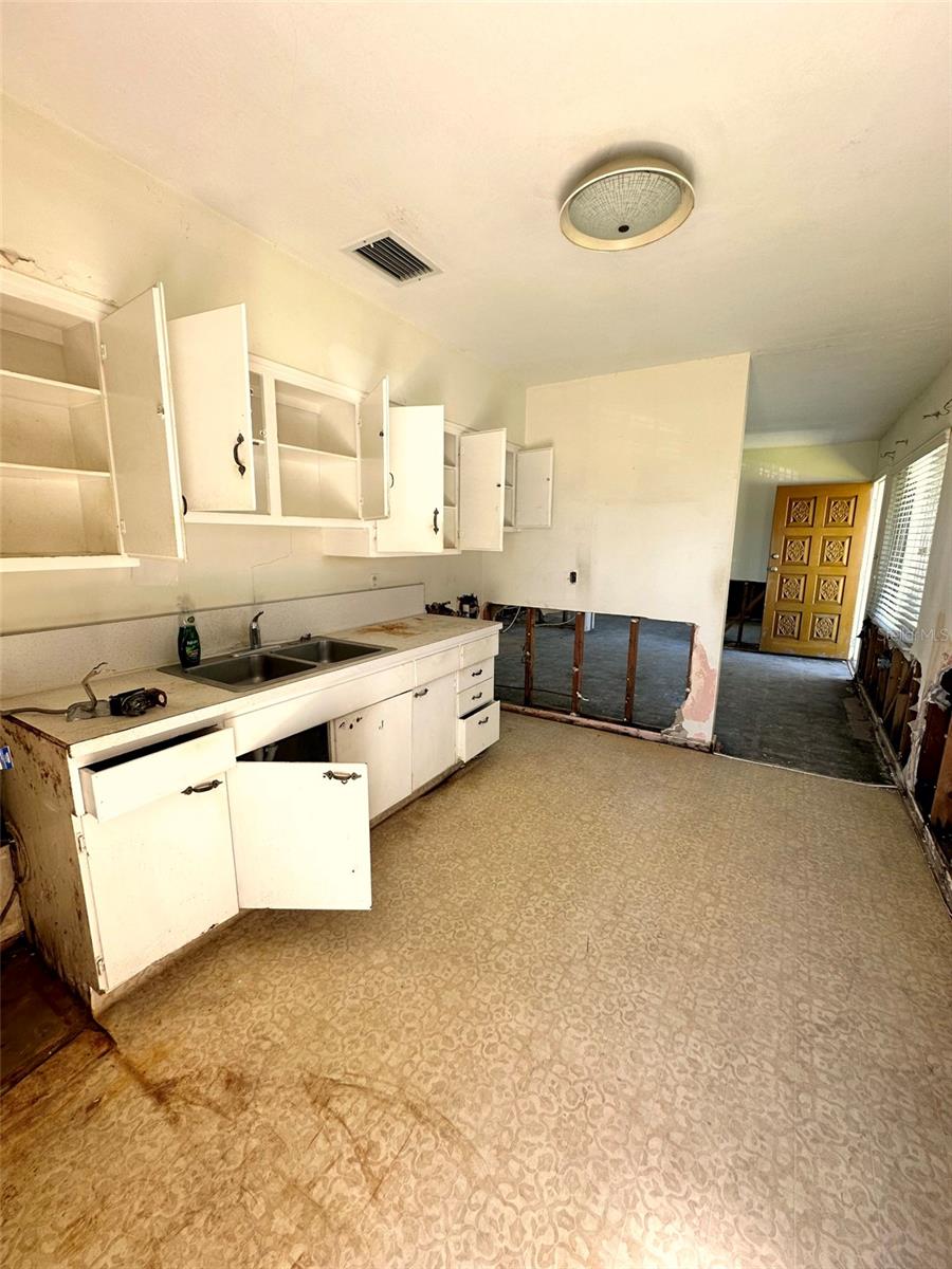 318 BANANA ST, TARPON SPRINGS, FL, 34689