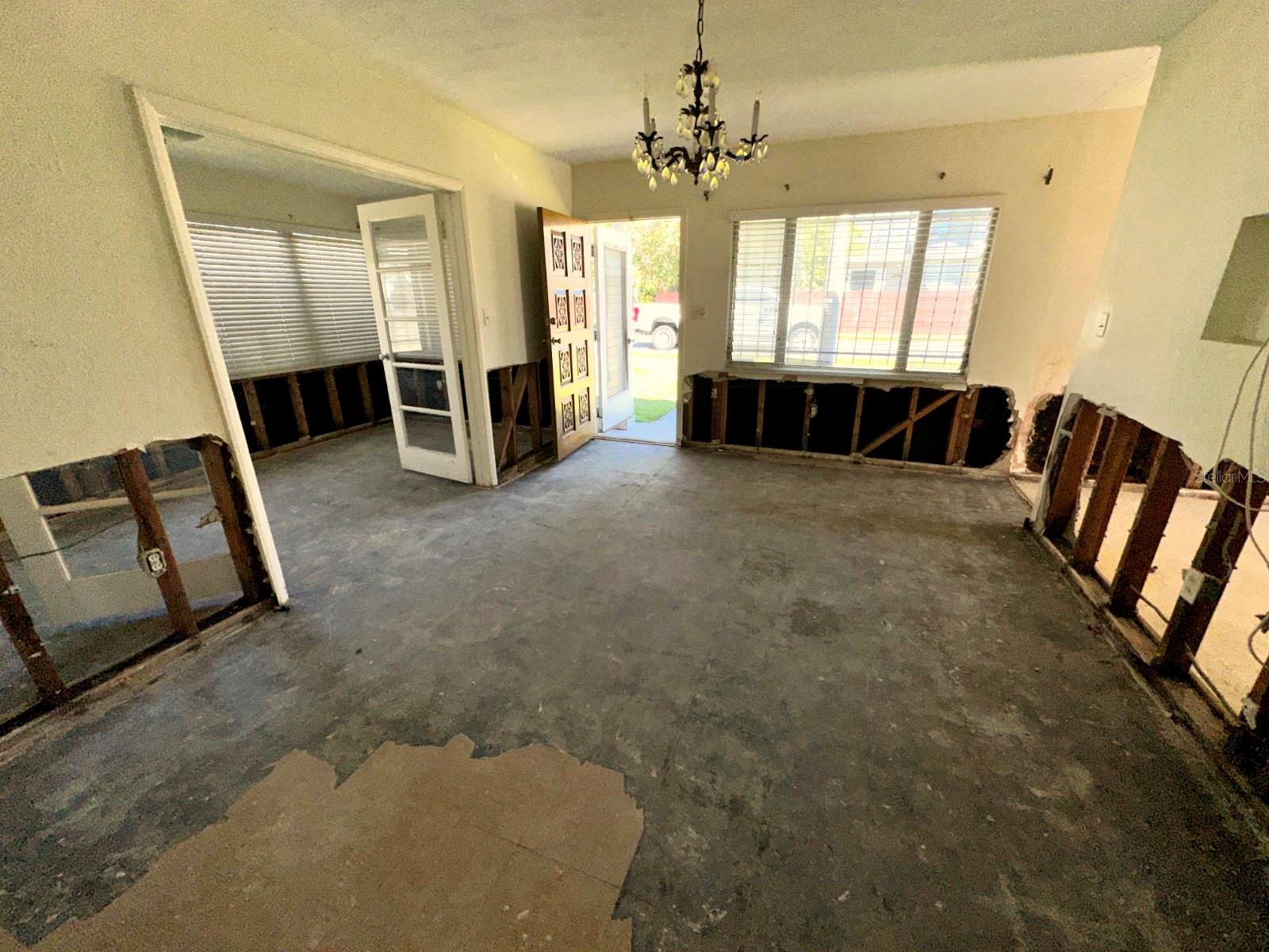 318 BANANA ST, TARPON SPRINGS, FL, 34689