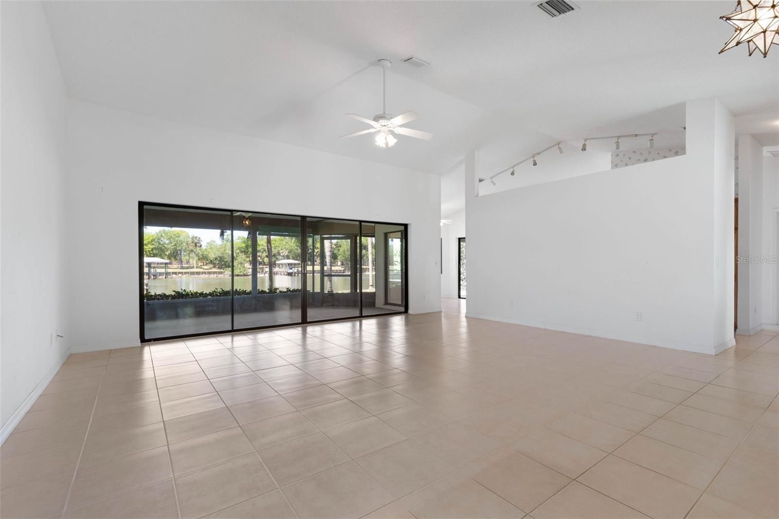 12 WELDON WAY, PALM COAST, FL, 32137