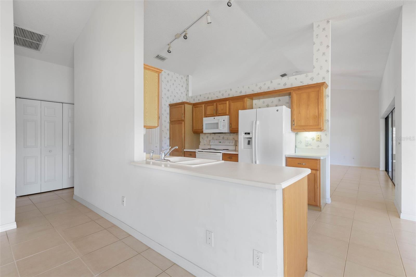 12 WELDON WAY, PALM COAST, FL, 32137