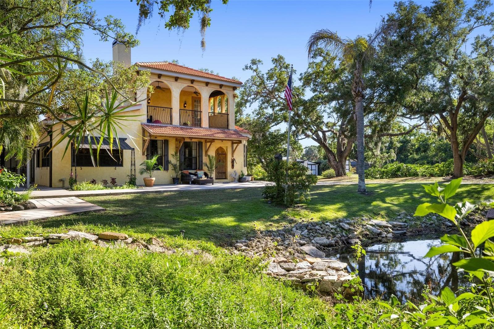 N6138508 Property Photo