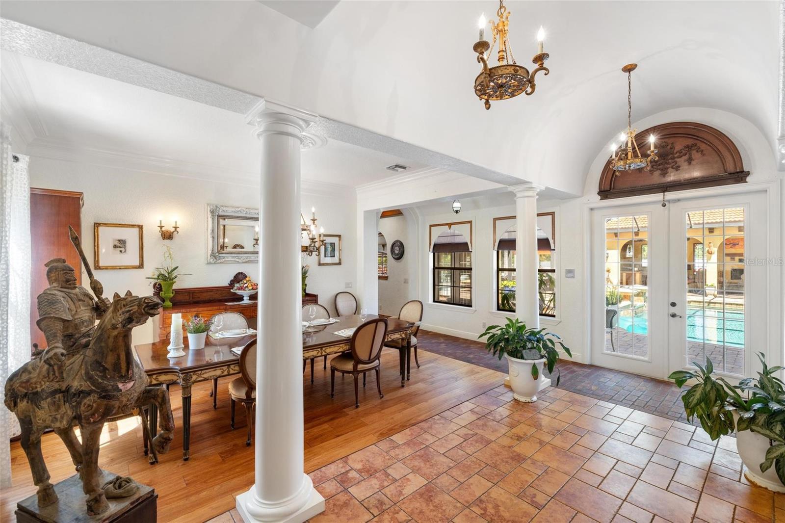 N6138508 Property Photo