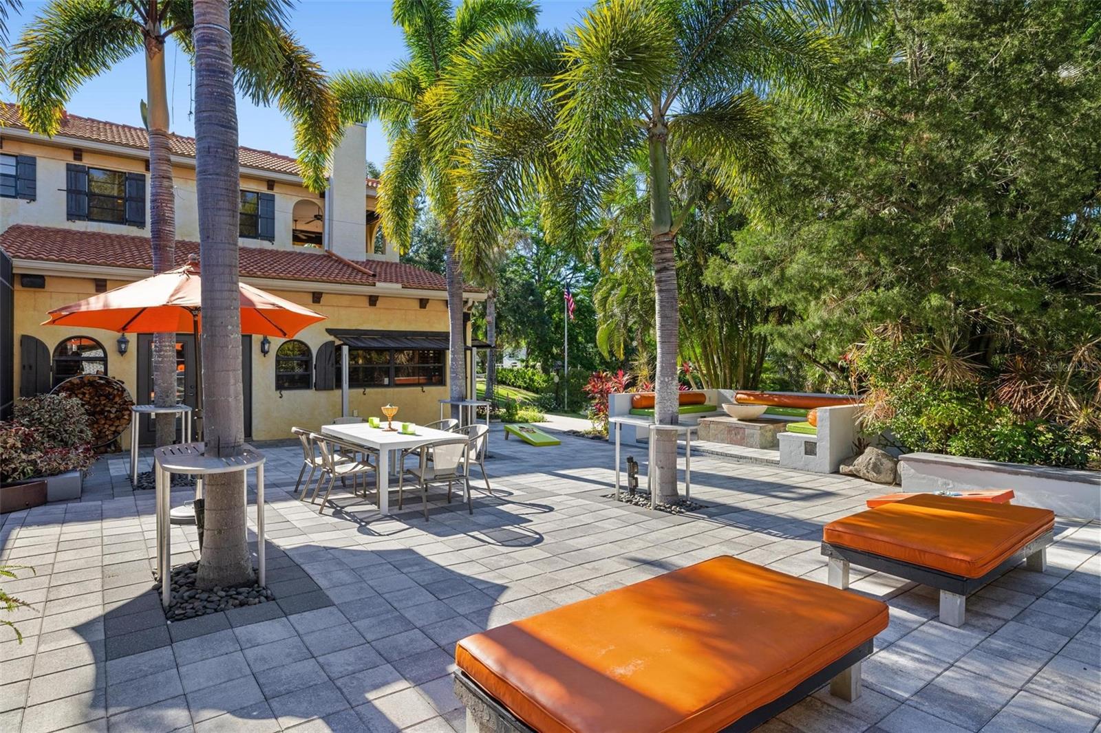 N6138508 Property Photo