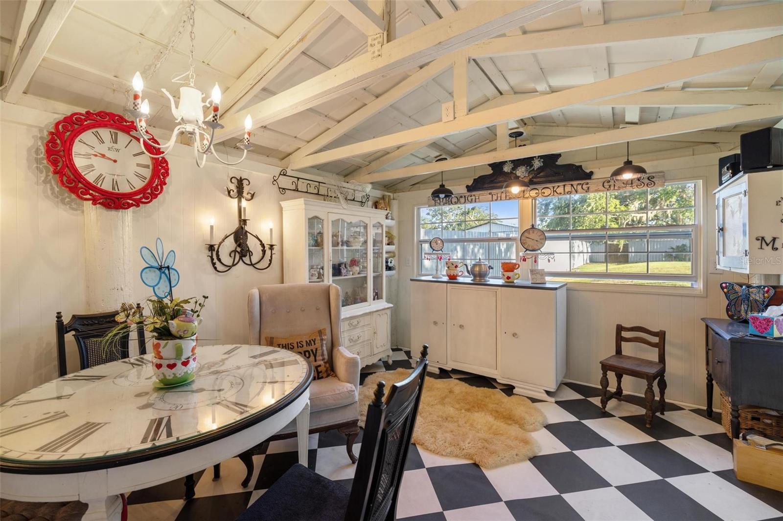 N6138508 Property Photo