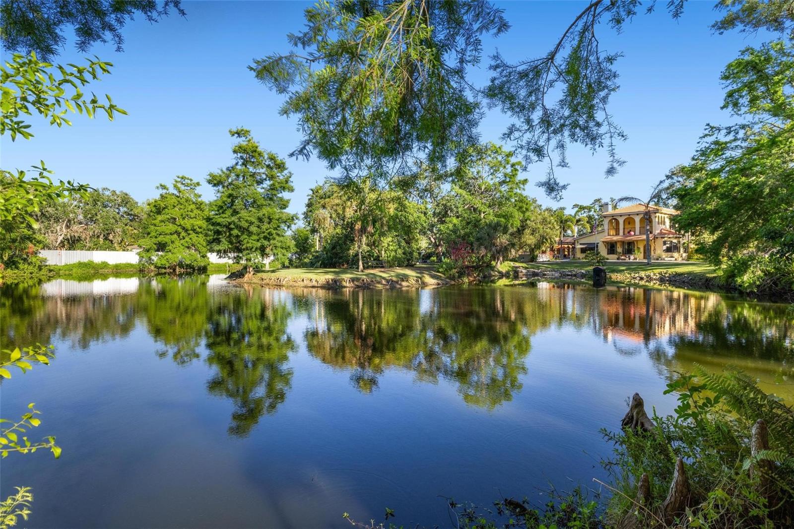 N6138508 Property Photo