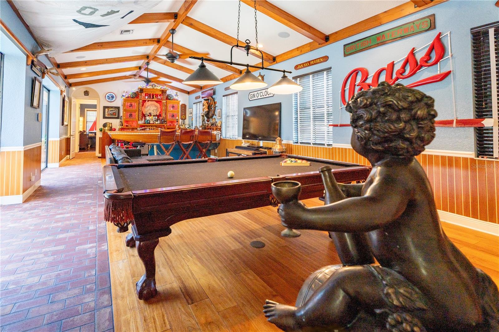 N6138508 Property Photo