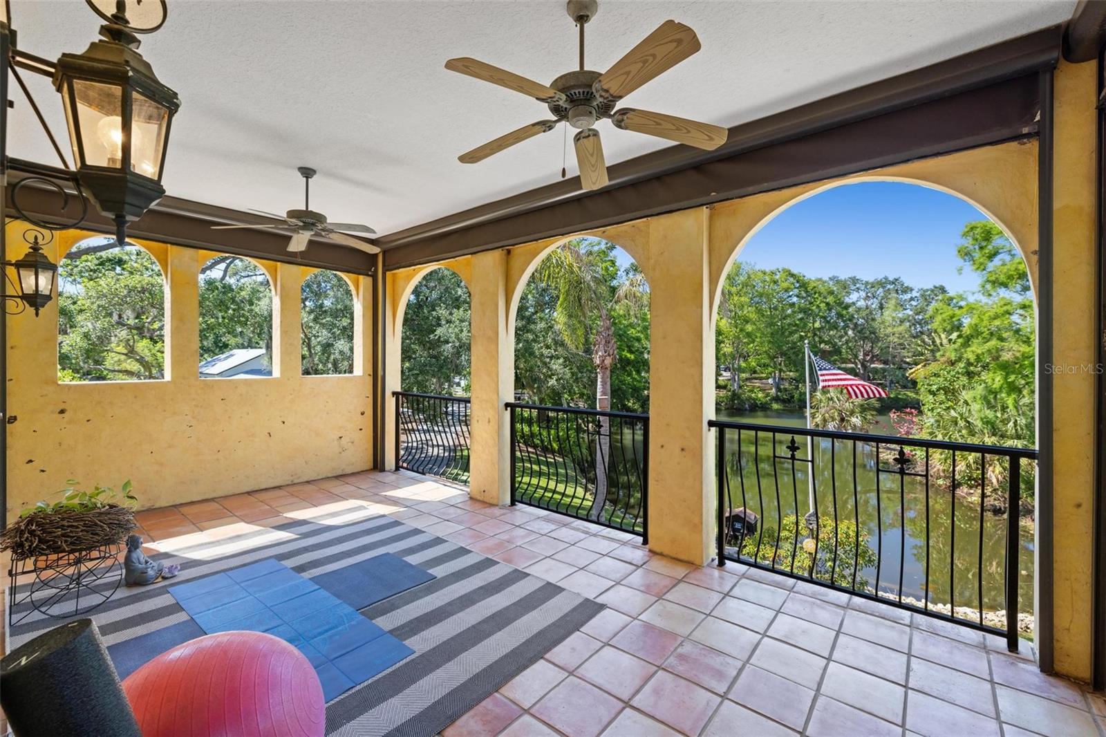 N6138508 Property Photo