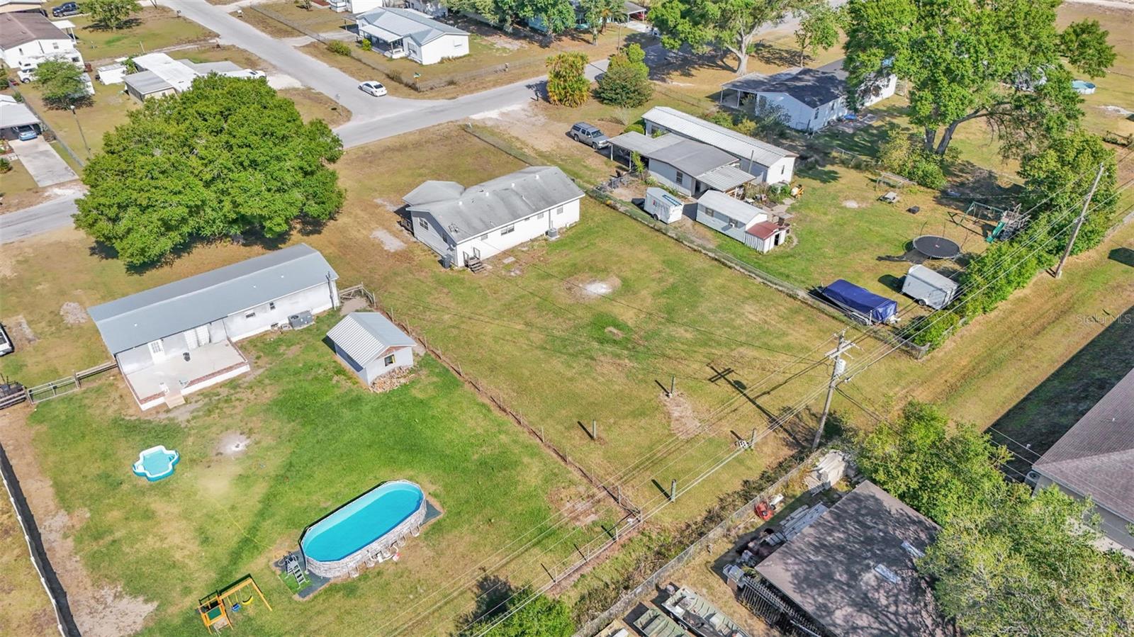 203 CLEARWATER AVE, POLK CITY, FL, 33868