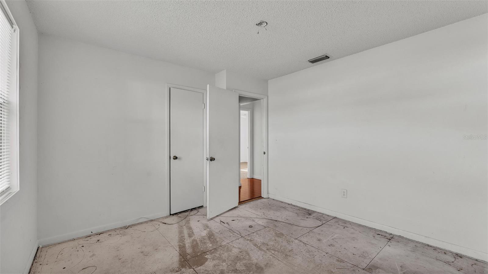 203 CLEARWATER AVE, POLK CITY, FL, 33868