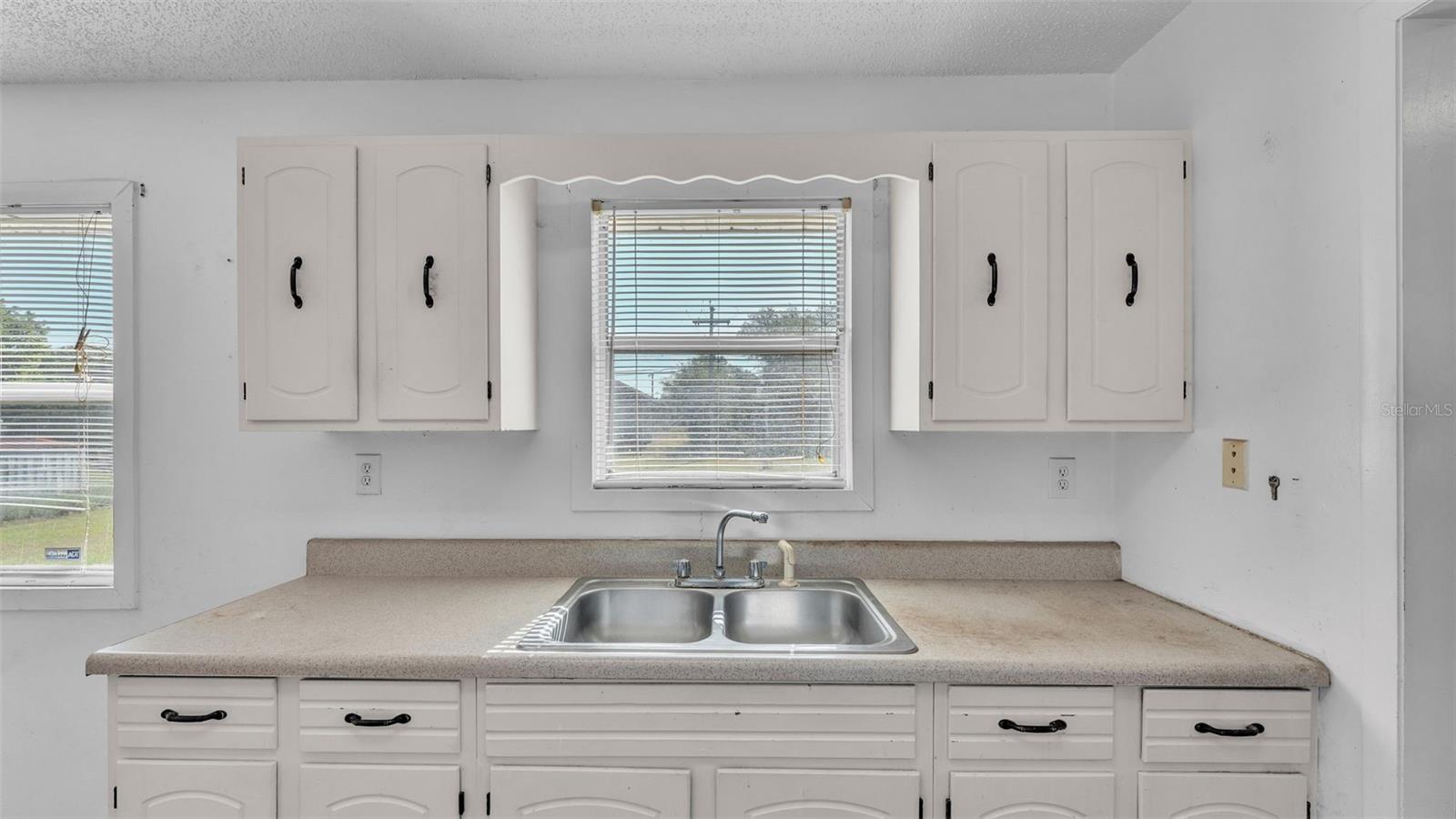 203 CLEARWATER AVE, POLK CITY, FL, 33868