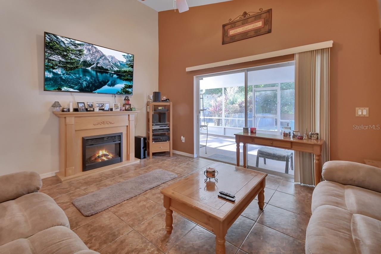 261 CLYDESDALE CIR, SANFORD, FL, 32773