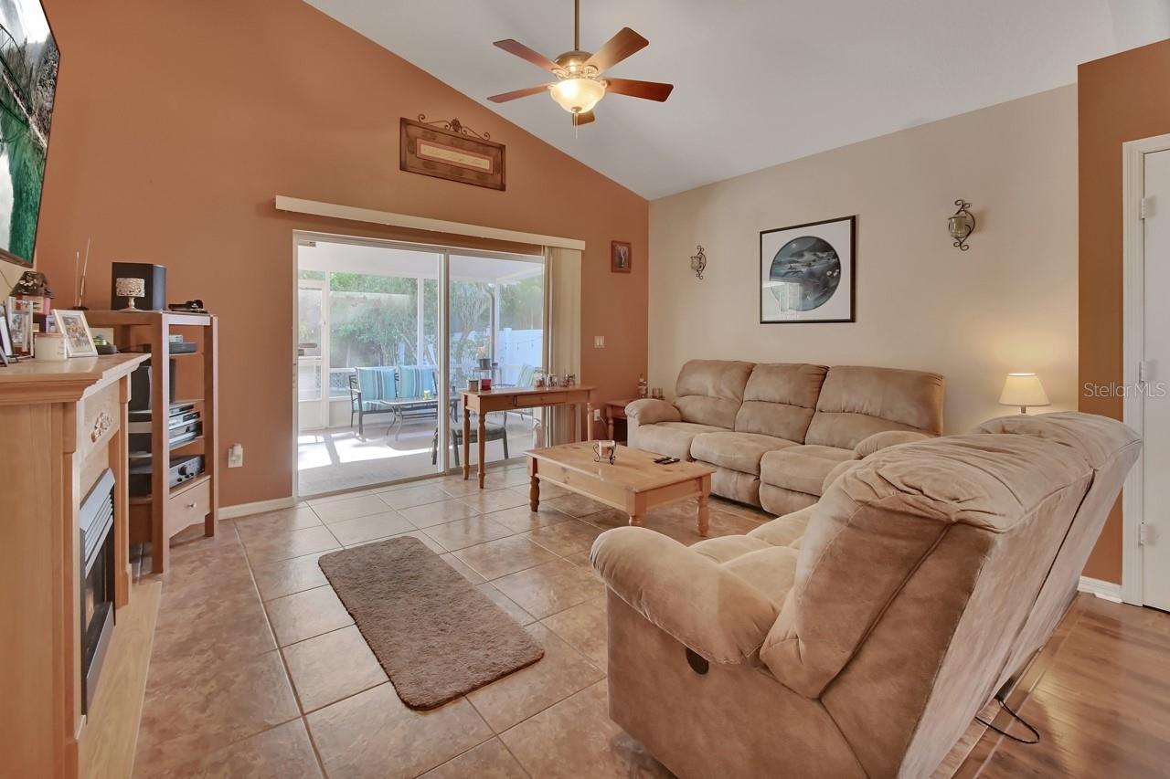 261 CLYDESDALE CIR, SANFORD, FL, 32773