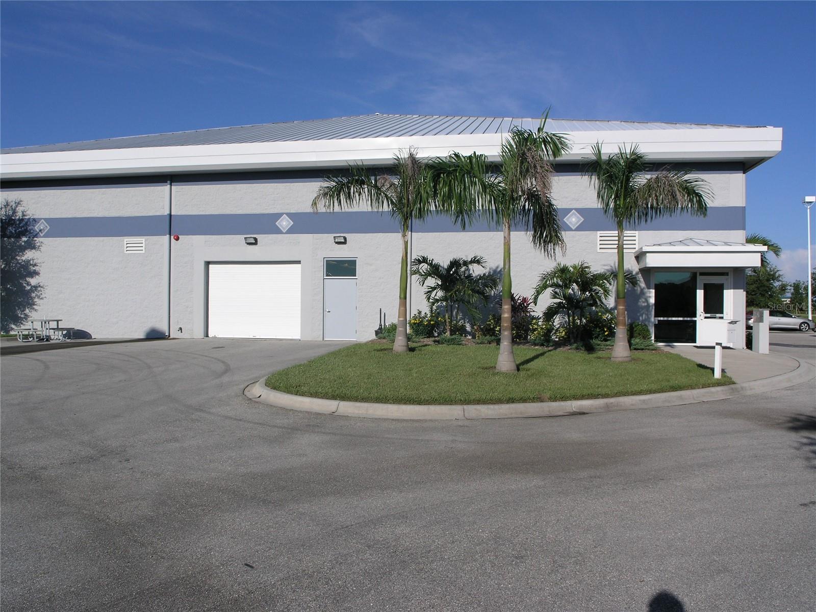 6851 PROFESSIONAL PKWY, LAKEWOOD RANCH, FL, 34240