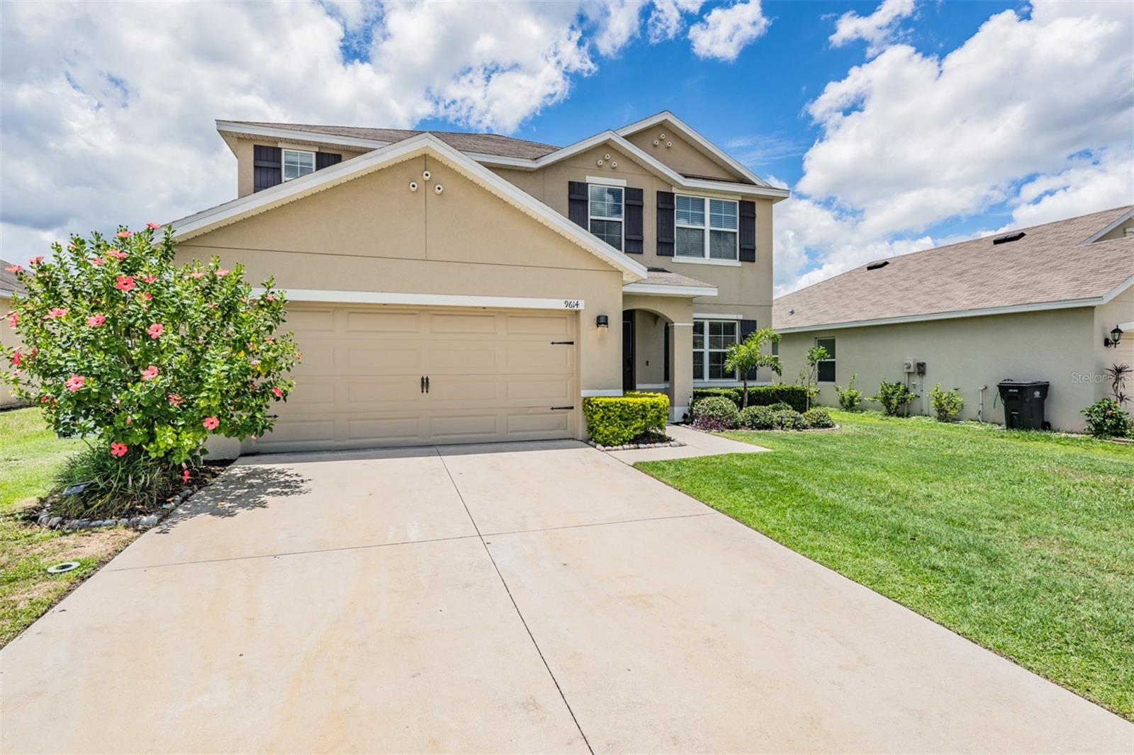 9614 TRONCAIS CIR, THONOTOSASSA, FL, 33592