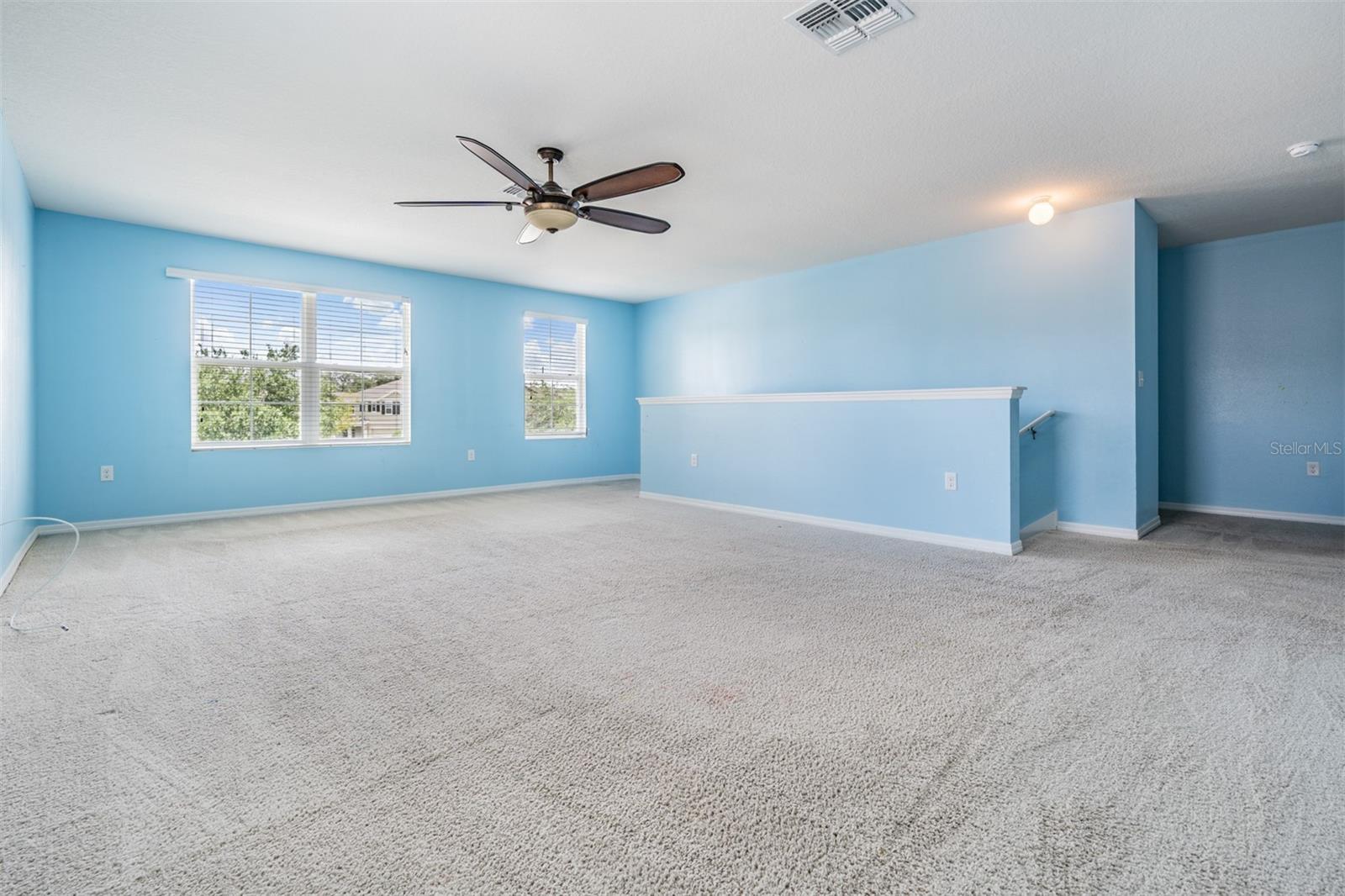 9614 TRONCAIS CIR, THONOTOSASSA, FL, 33592