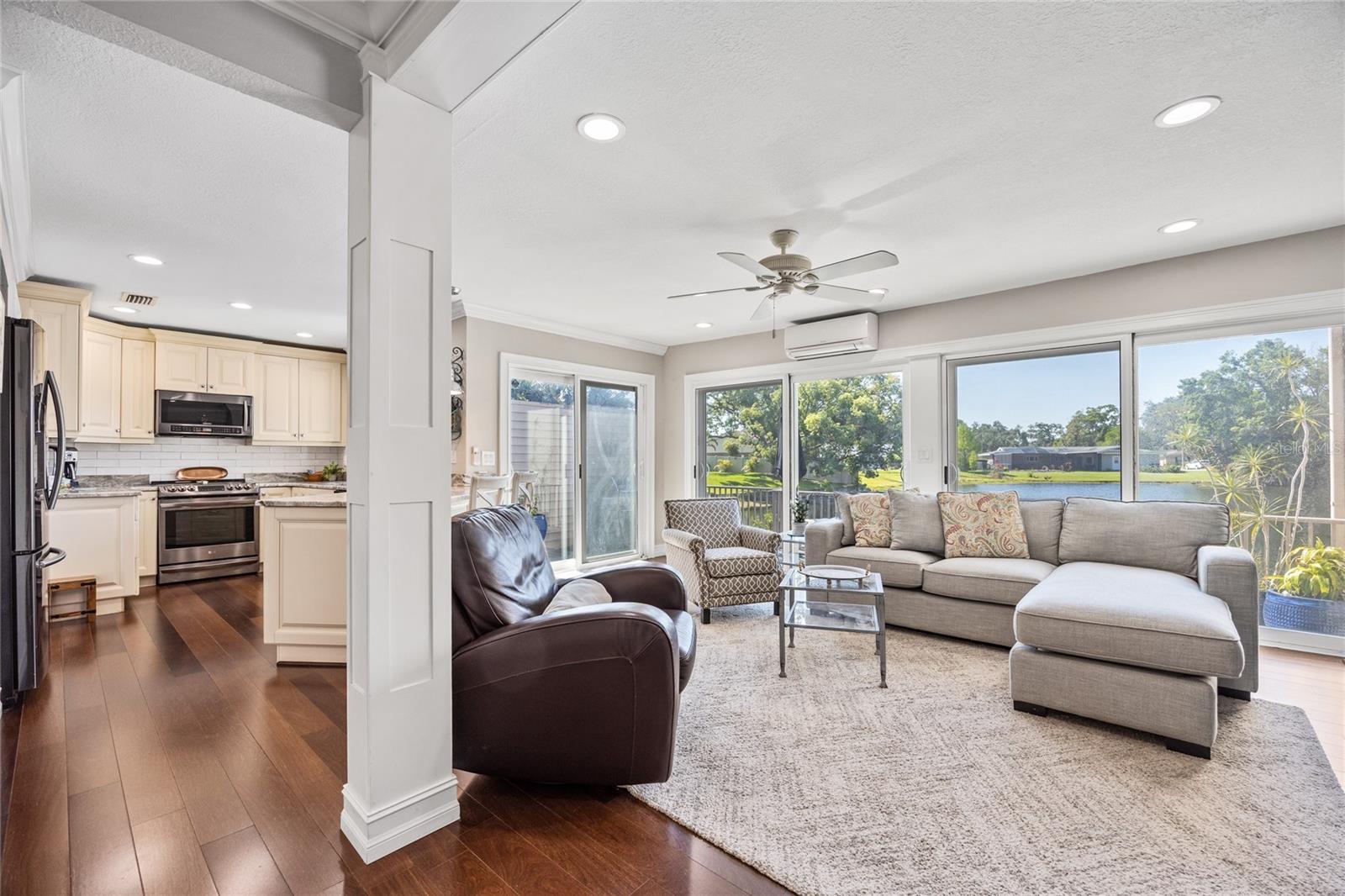 10605 CARROLLBROOK LN, TAMPA, FL, 33618