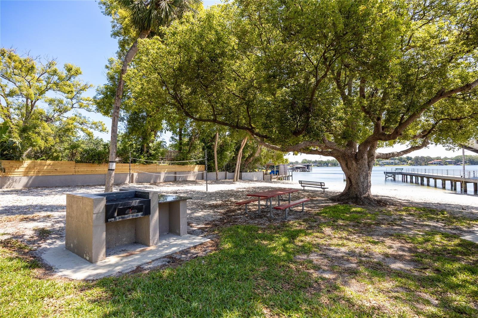 10605 CARROLLBROOK LN, TAMPA, FL, 33618