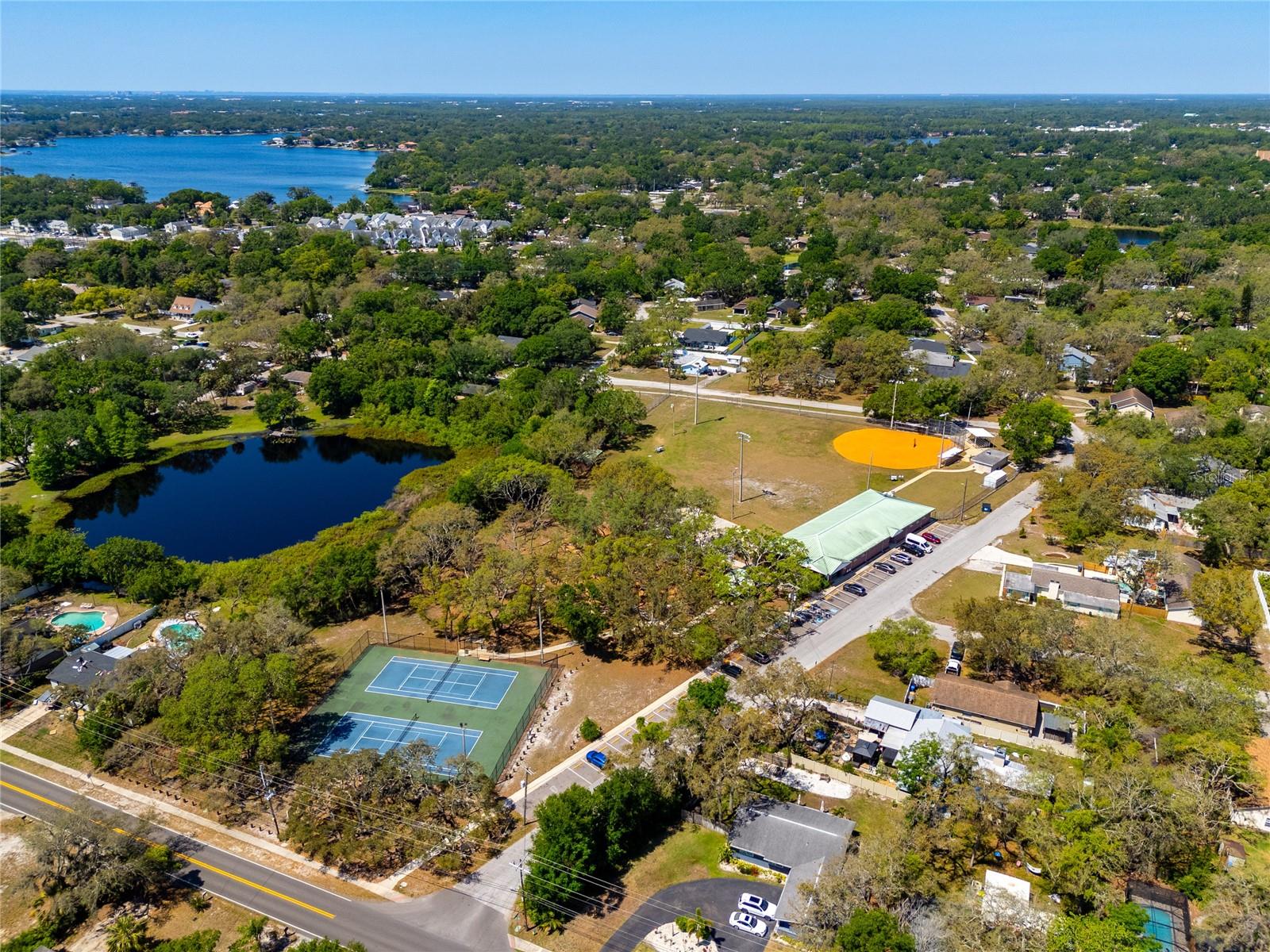 10605 CARROLLBROOK LN, TAMPA, FL, 33618