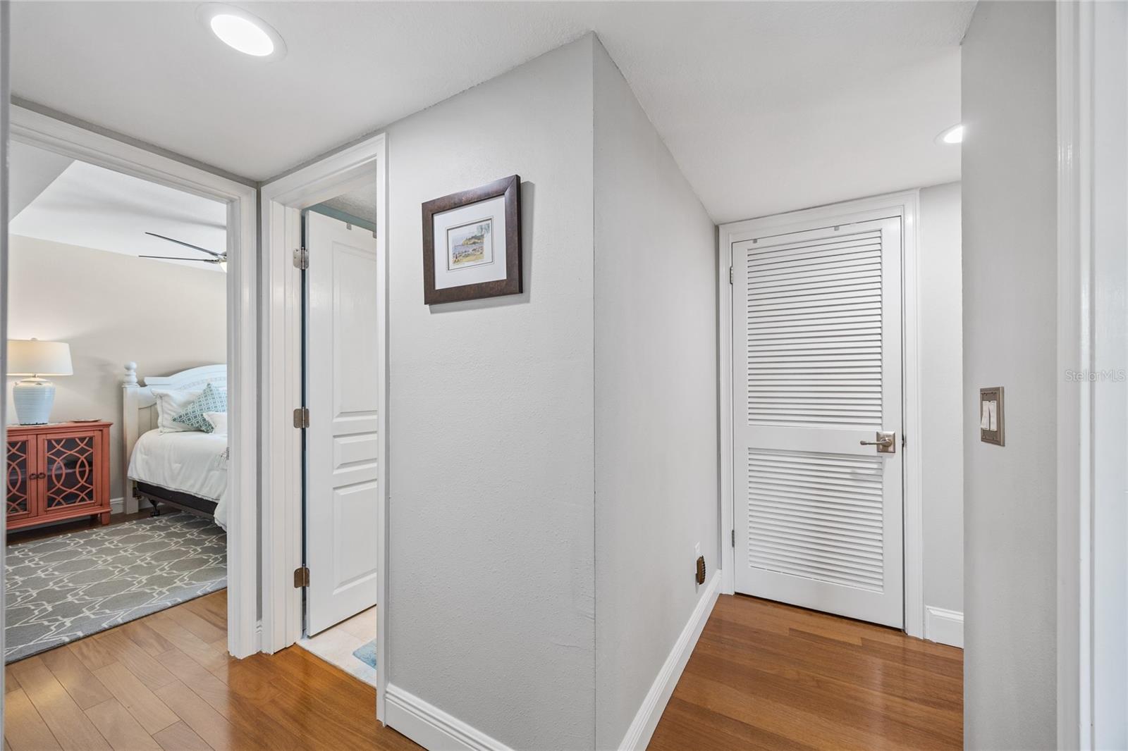 10605 CARROLLBROOK LN, TAMPA, FL, 33618