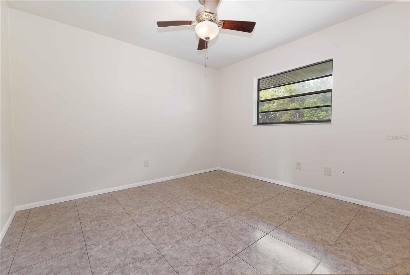 11589 NE 36TH ST, OXFORD, FL, 34484