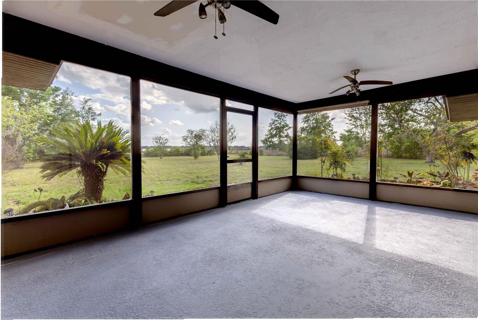 11589 NE 36TH ST, OXFORD, FL, 34484